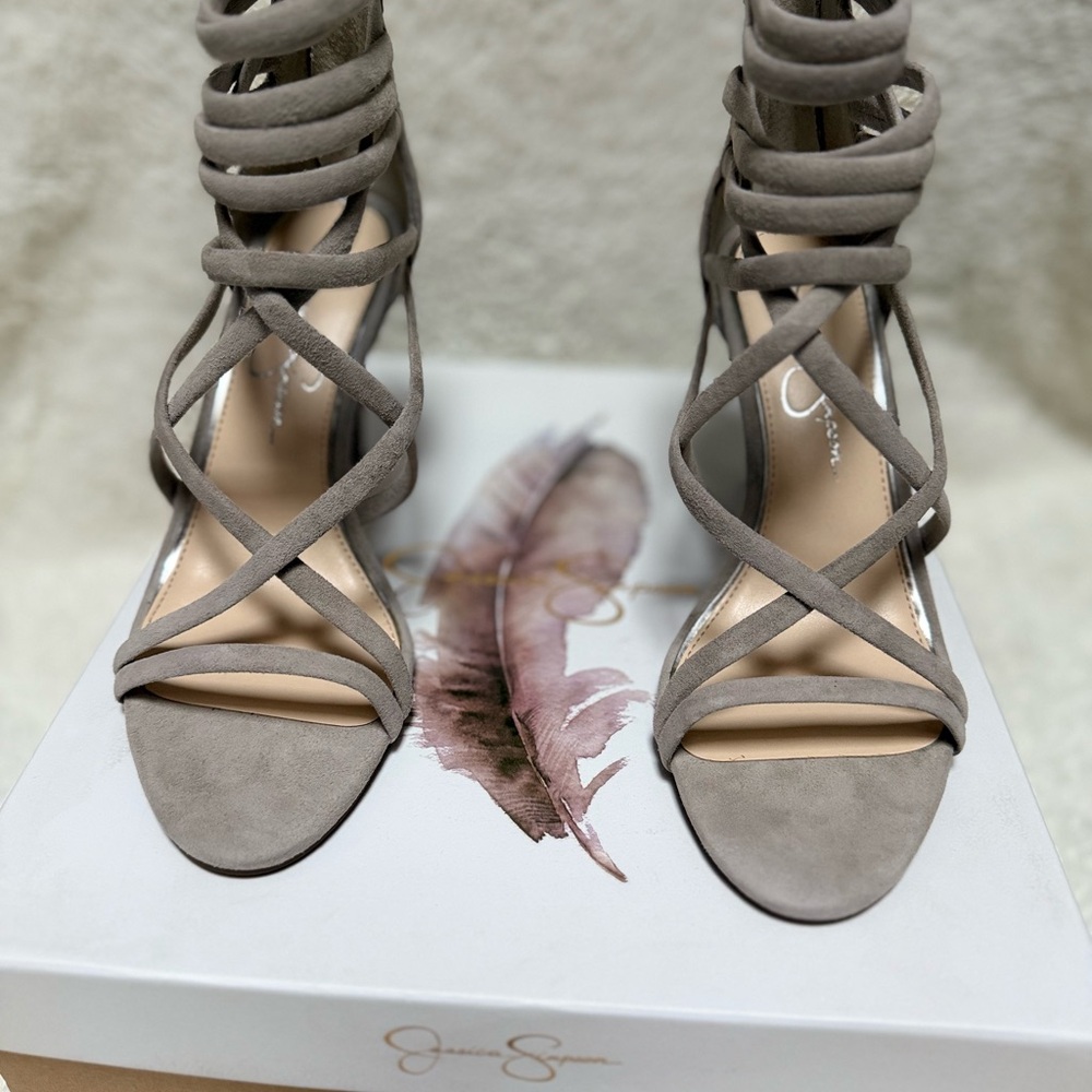 New Jessica Simpson Warm Stone Suede Heels